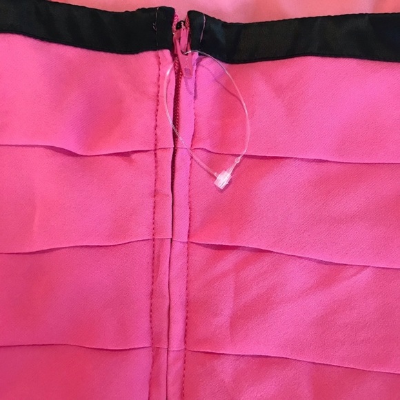 Betsey Johnson strapless pink dress with bow - Picture 8 of 8